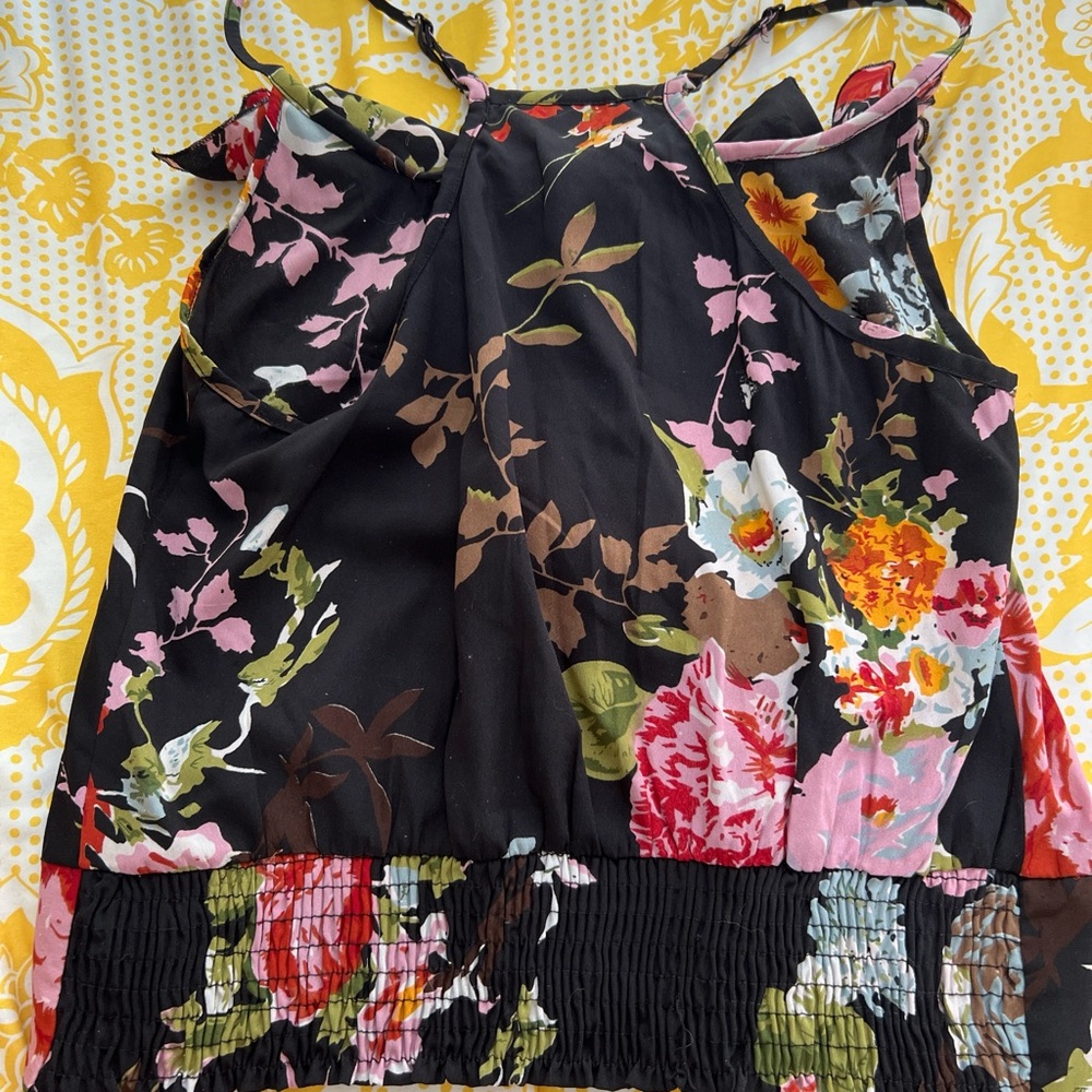 579 Black Floral Tank Top